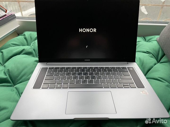 Honor MagicBook 16 (hym-w56)