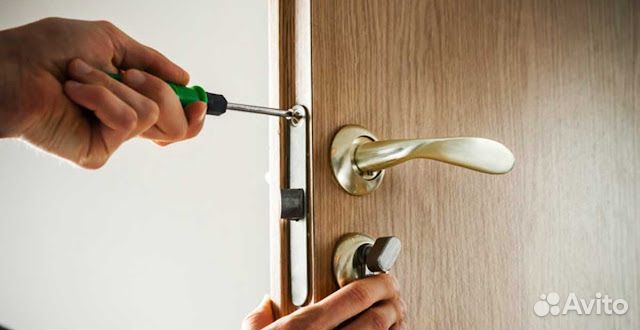 Аварийное вскрытие замков дверей / замена замков