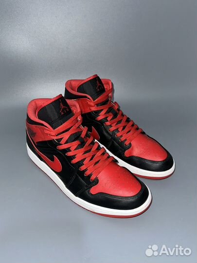 Кроссовки Nike Air Jordan 1 Mid 