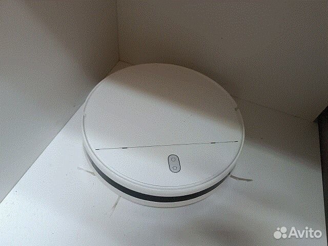 Робот-пылесос Xiaomi Mi Robot Vacuum Mop Essential