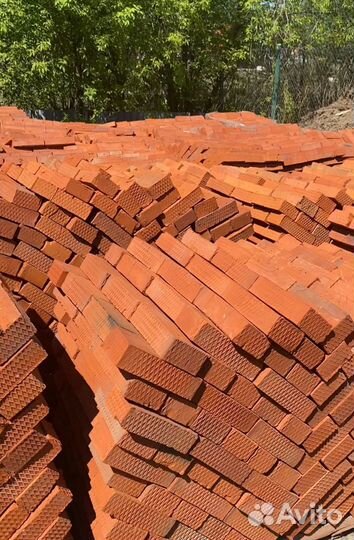 Кирпич полнотелый М125 рядовой, в поддонах