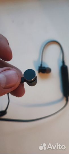 Bluetooth гарнитура