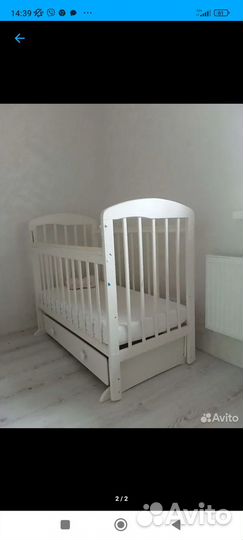 Детская кроватка с поперечным маятником