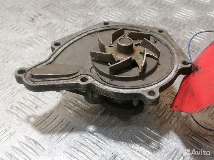 Насос водяной помпа Audi Q7 2005 2015