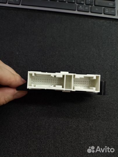 Блок парктроника VW Passat 5QA919298