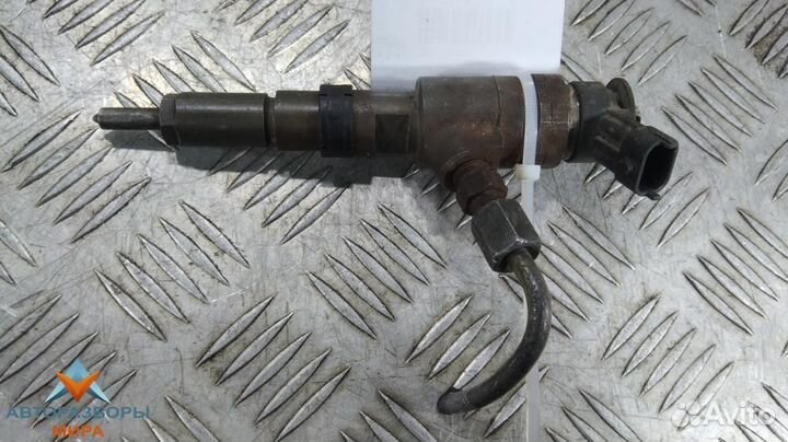 Форсунка Peugeot 206 рест. 2005 0445110135