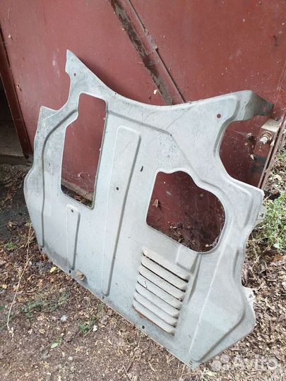 Пыльник двигателя для ваз 2110