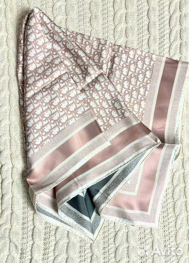 Двухсторонний платок Dior оригинал