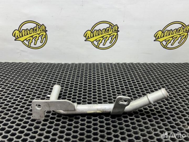 Трубка системы охлаждения Audi S4 B8
