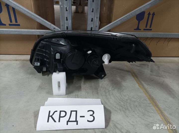Фара правая Renault Sandero 1 2009-2014