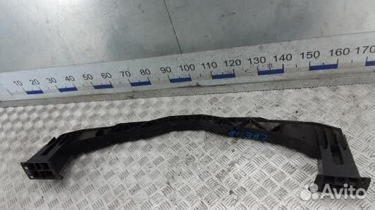 Усилитель бампера передний (кронштейн) citroen C4