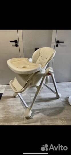 Детский стульчик для кормления
