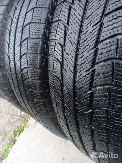 Michelin Latitude X-Ice 235/65 R18