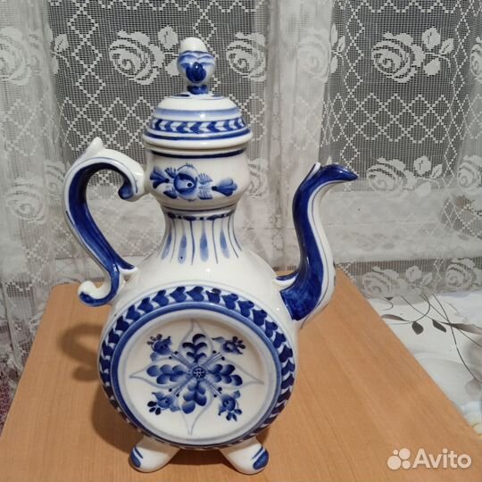 Кувшин гжель