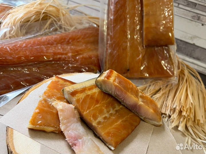 Сом холодного копчения пласт