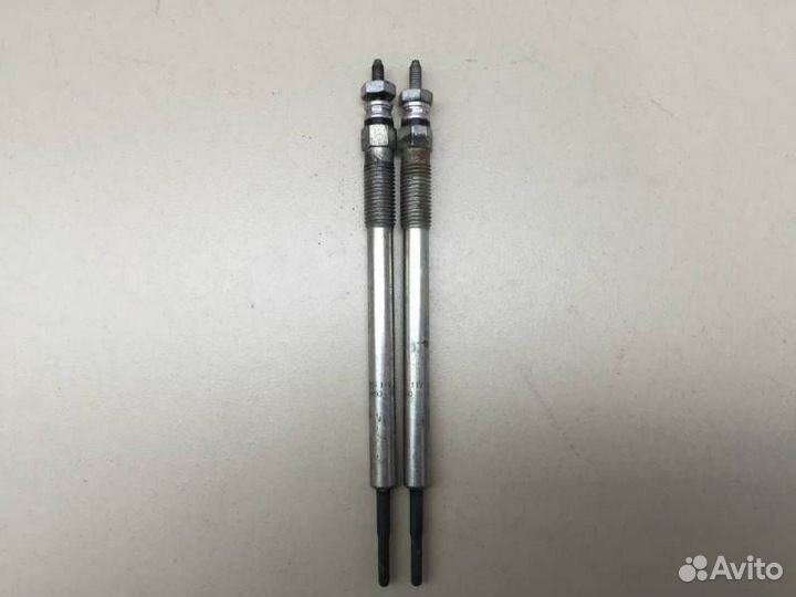 Свеча накаливания Toyota Auris E150 2006-2012