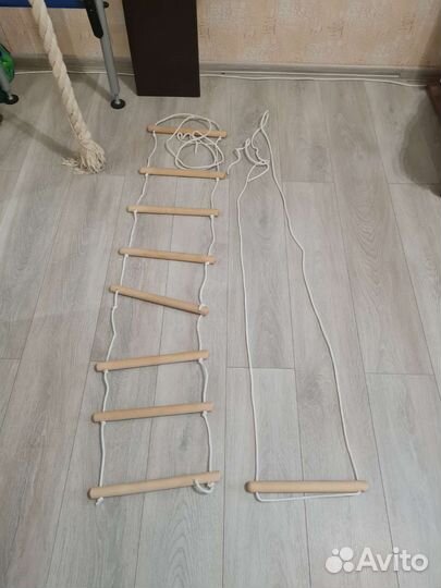 Шведская стенка с турником