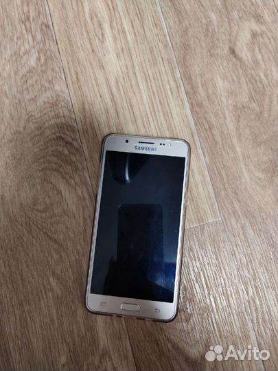 Телефон смартфон samsung Galaxy J5(6)