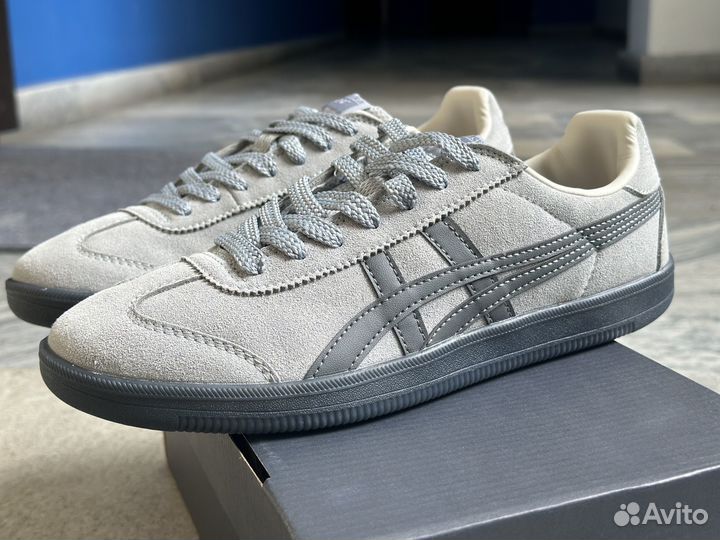 Кроссовки onitsuka tiger 