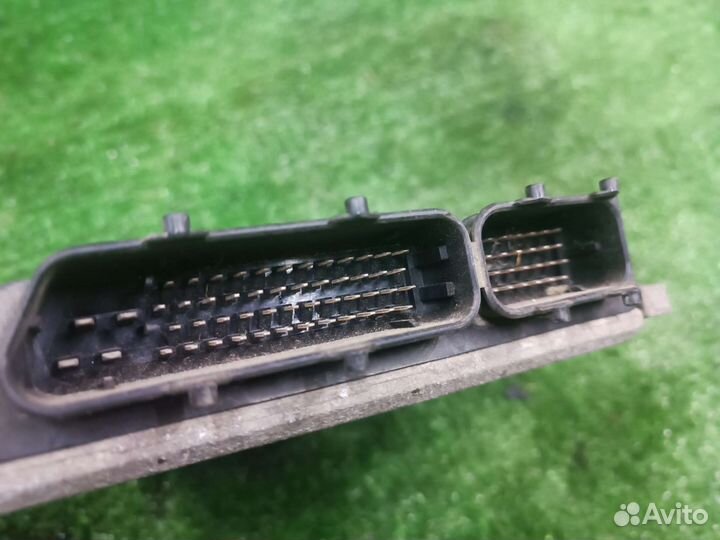 Блок управления двигателем Шкода Октавия 1,6 AEE