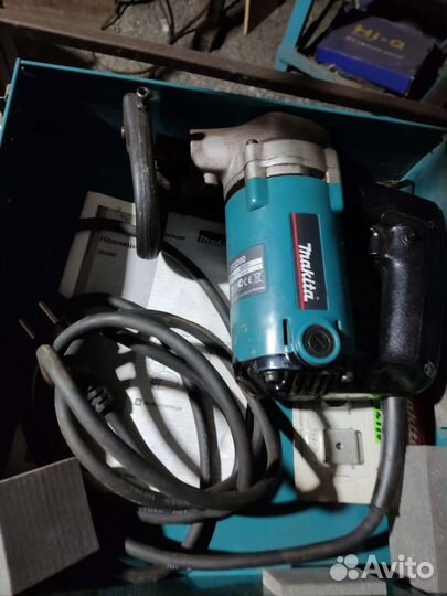 Электроножница