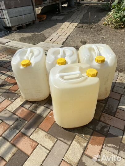 Канистра пластиковая