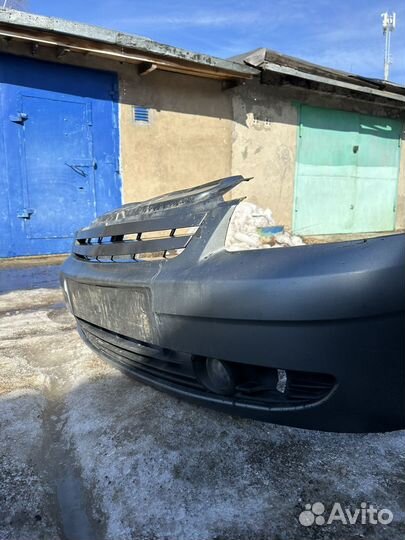 Бампер передний priora 1