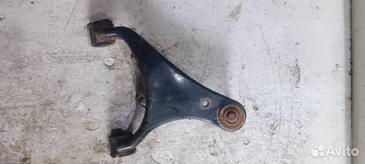 Рычаг передний левый верхний RBJ500232