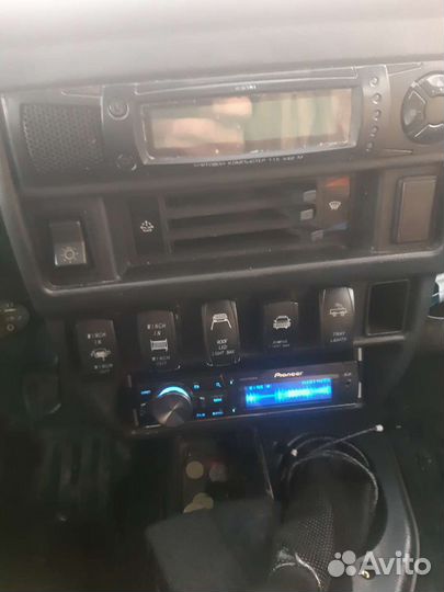 LADA 4x4 (Нива) 1.7 МТ, 2005, 107 000 км