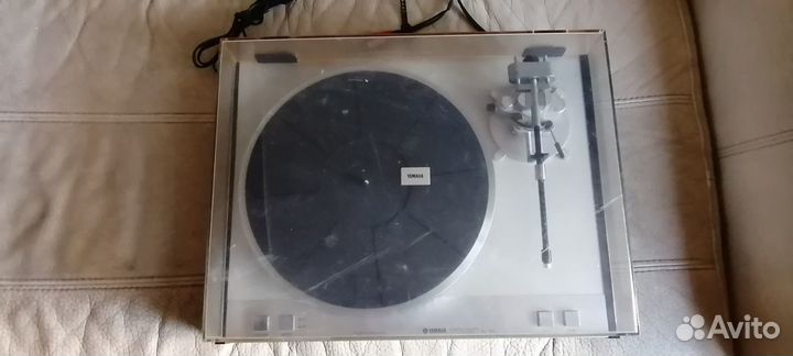 Аналоговый виниловый проигрыватель yamaha YP-D5