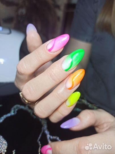Наращивание ногтей