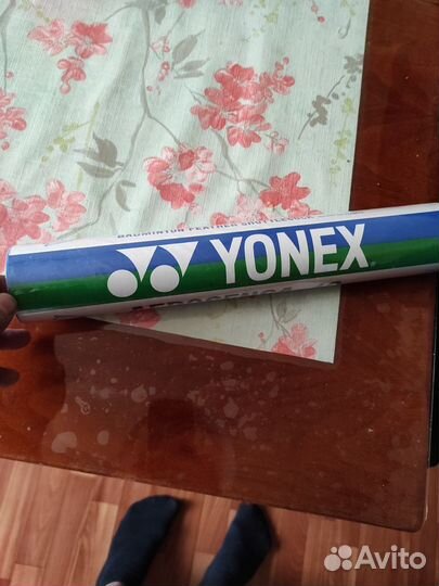 Волан перьевой, пробка, белый yonex