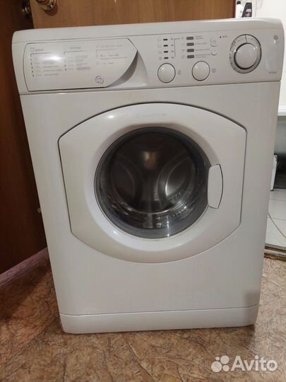 Стиральная машина ariston 5кг