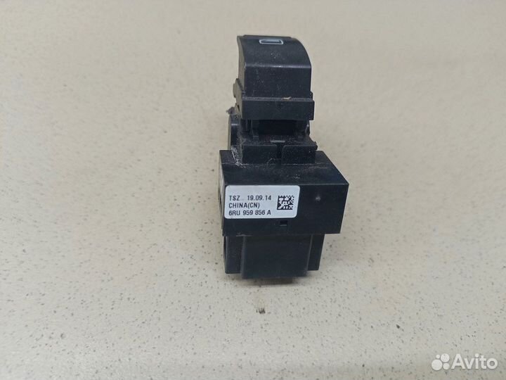 Кнопка стеклоподъемника Polo (Sed RUS) 2011