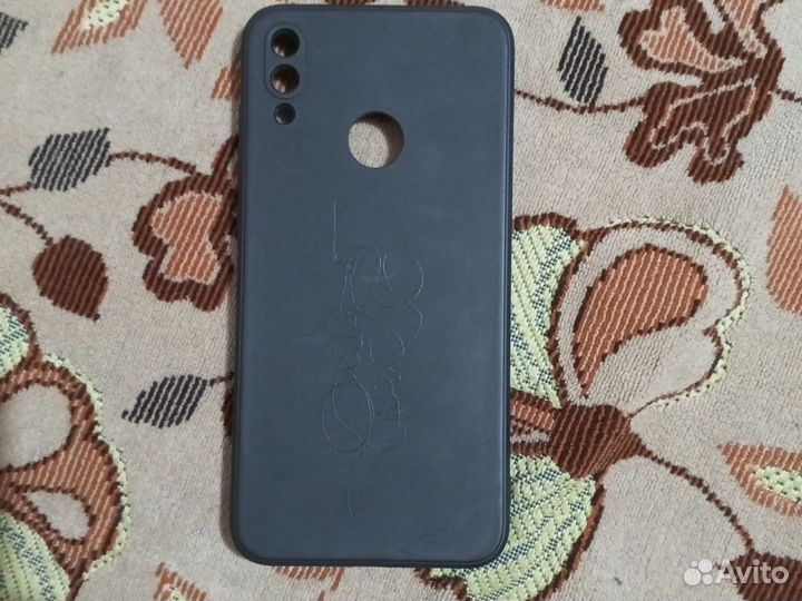 Бампер для телефона