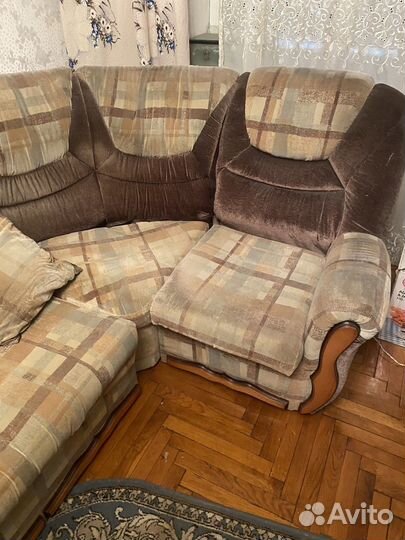 Диван и шкаф бу