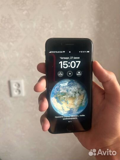 iPhone SE (2020), 64 ГБ