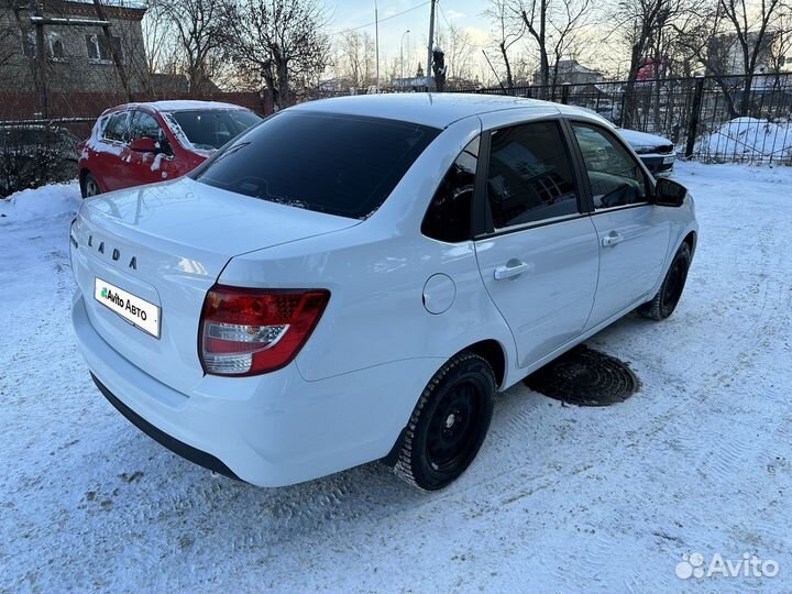 LADA Granta 1.6 МТ, 2023, 31 000 км