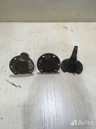 Цапфа задняя Ауди А4 Б5