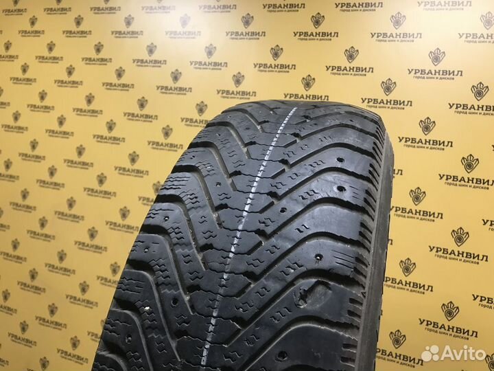 Goodyear UltraGrip 500 215/70 R16 100T