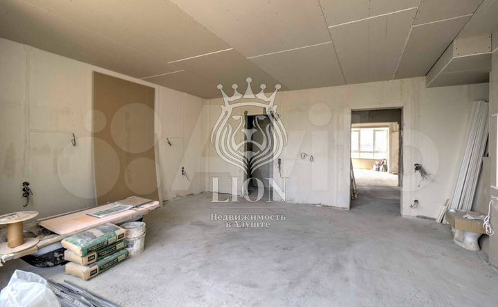 3-к. квартира, 122 м², 5/9 эт.