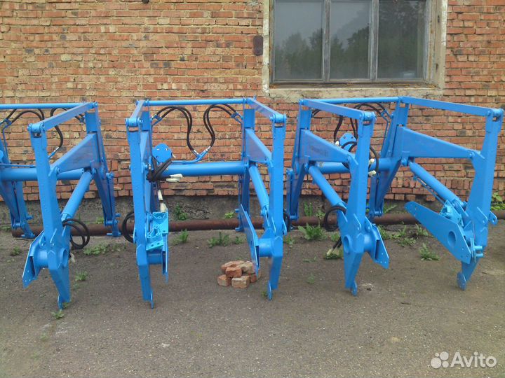 Погрузчик универсальный пгу-0,8