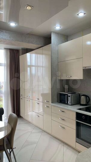 2-к. квартира, 43 м², 8/12 эт.