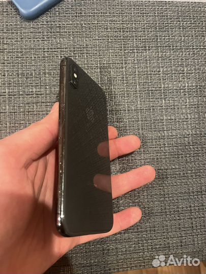 iPhone X, 64 ГБ
