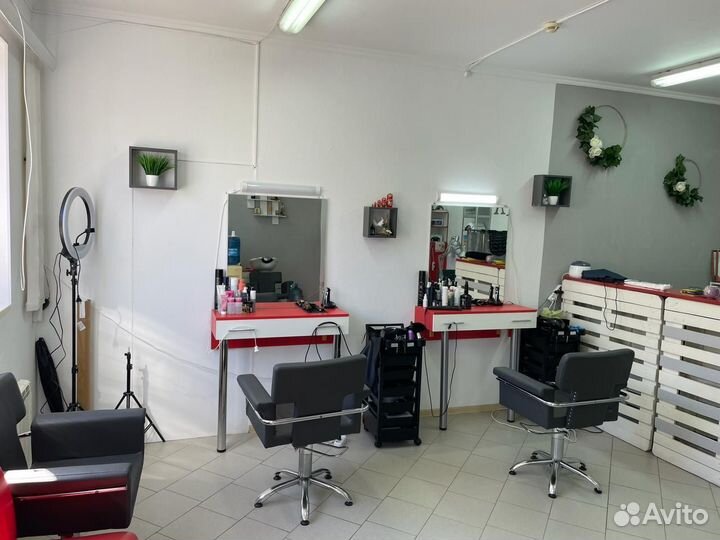 Аренда маникюрного стола