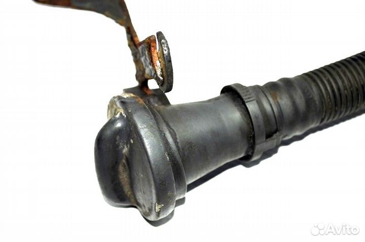 Маслозаливная горловина mercedes-benz Axor 2 1835