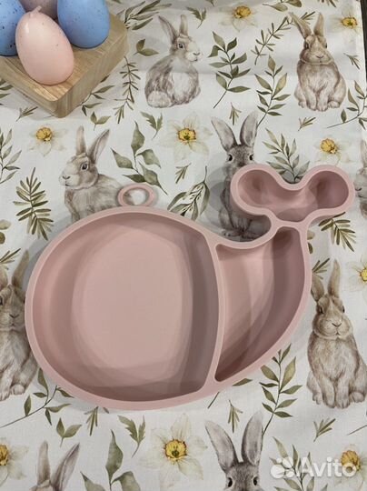 Силиконовая детская посуда и нагрудники