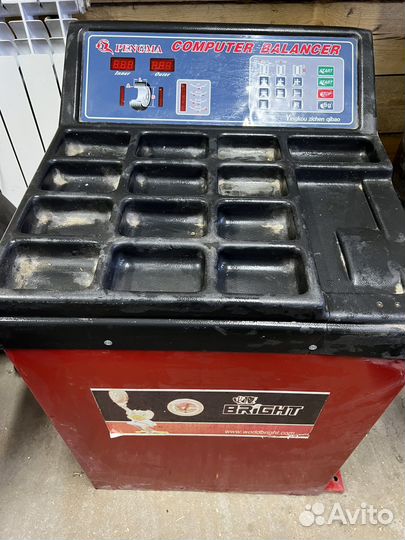 Продаю Балансировочный станок