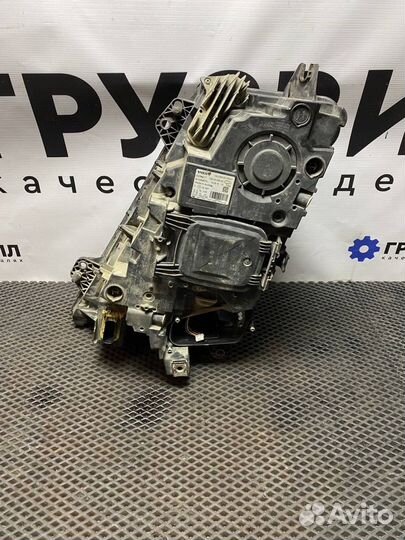 Фара правая Volvo FH4 22239217