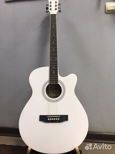 Акустическая гитара elitaro
